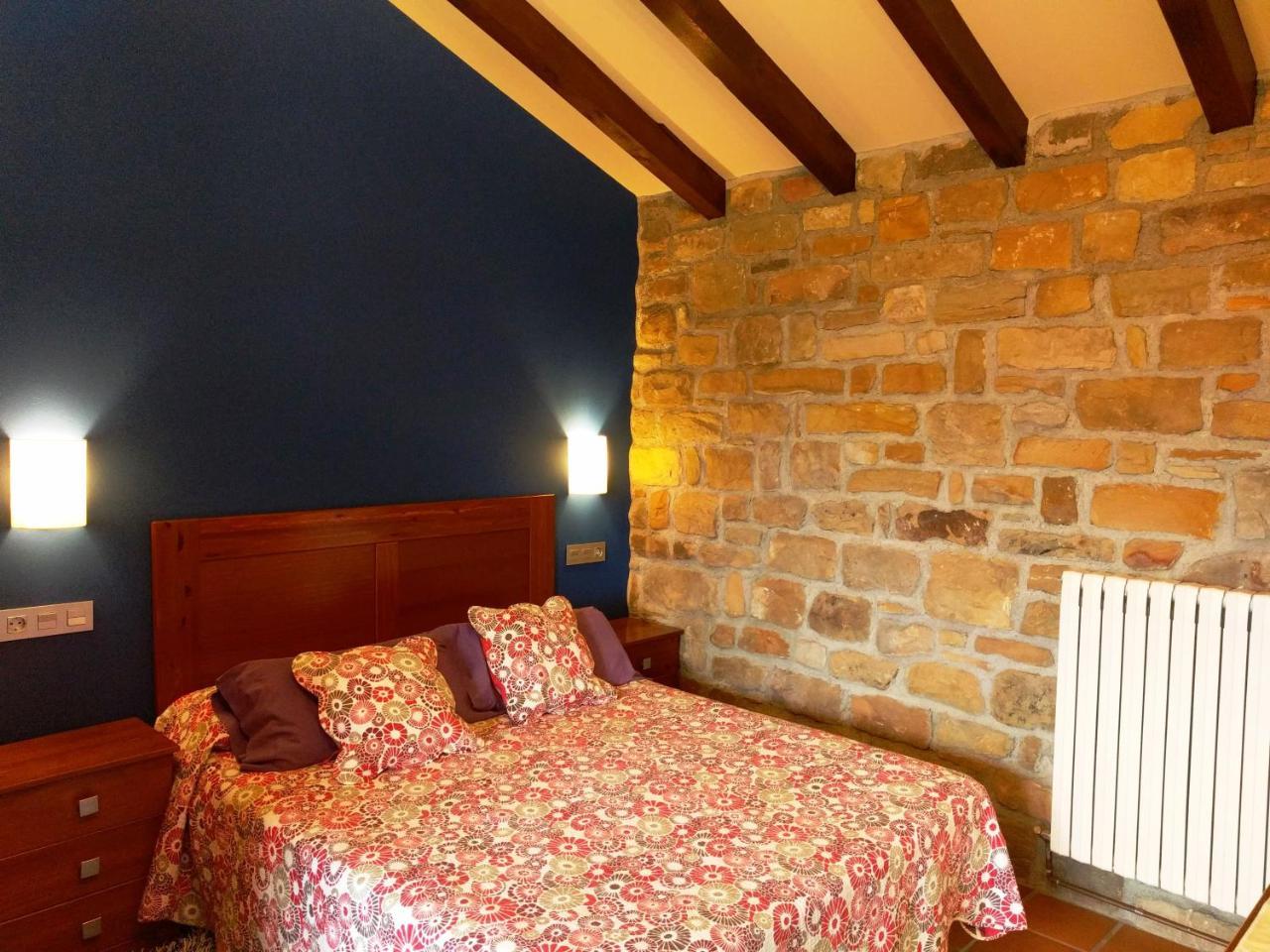 Apartamentos Rurales Knicasia Quintueles Bagian luar foto